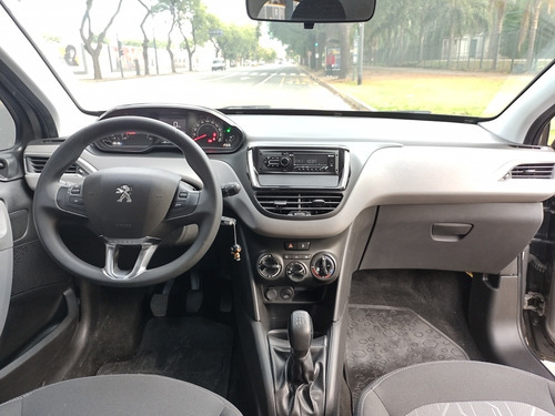 Peugeot 208 2017 1.6 Active