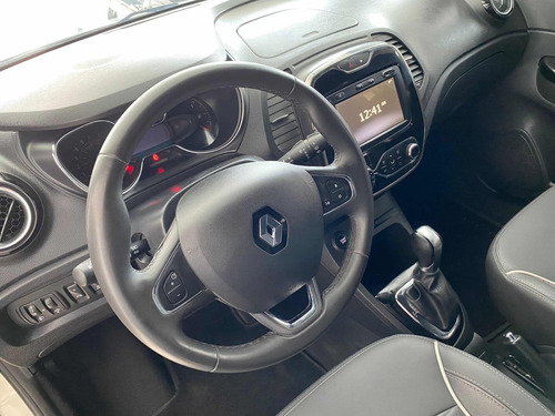 Renault Captur 2.0 Iconic At