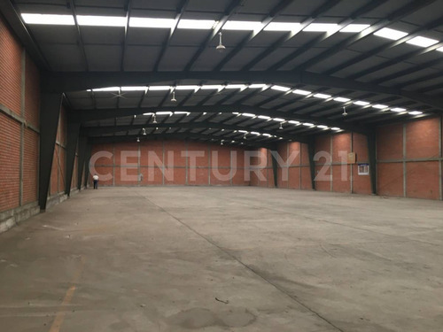 Bodega 4,200 M2 Renta Con Excelente Ubicación En Zona Indutrial De Saltillo
