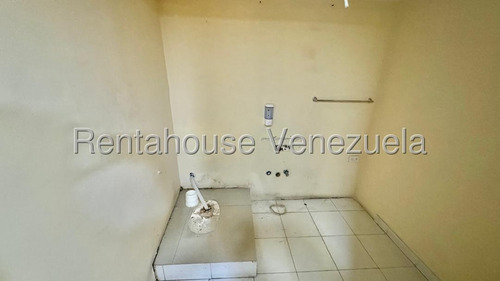 Venta De Local Comercial En Concresa Jlrp Mls 25-11004