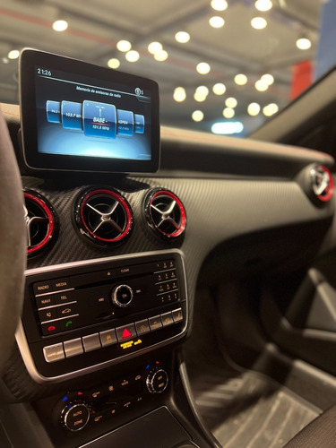 Imagen 10 de 15 de Mercedes Benz A45 Amg - 381 Cv