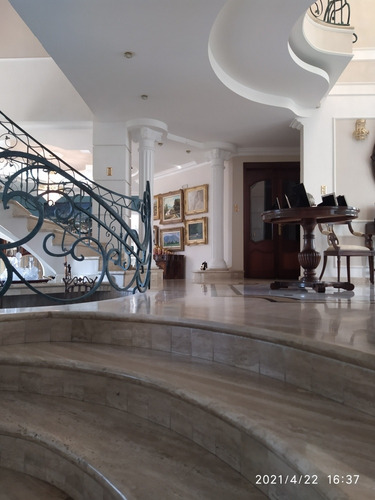 Imagen 4 de 14 de Ap Se Vende Bella Casa En La Urb El Castaño