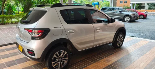 Renault Stepway 1.6 Dynamique / Intens Automática