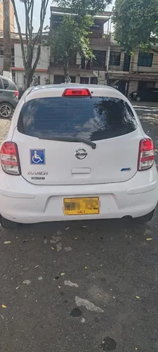 Nissan March 1.6 Sense