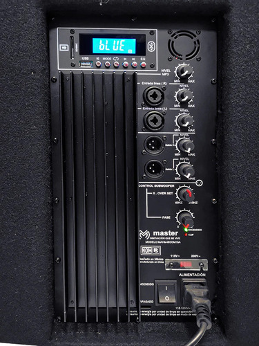 Bafle Subwoofer Amplificado Master 18 PLG 700w Rms Ventilado