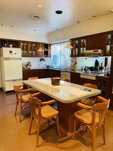 Imagen 5 de 27 de Casa En Venta De 5 Dormitorios C/ Cochera En Hurlingham