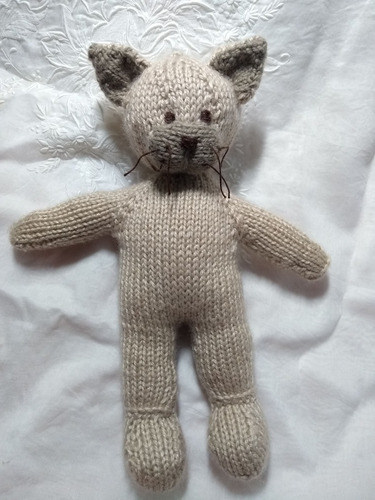 Gato/a Tejida A Dos Agujas Artesanal Ideal Para Bebé