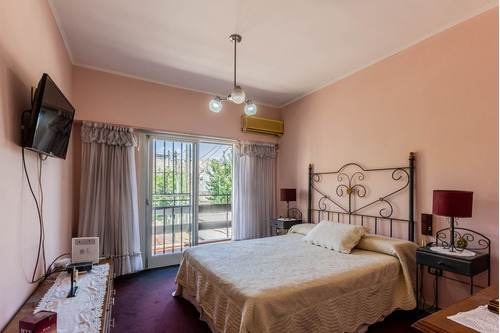 Casa . Dúplex . 4 Ambientes . Patio . Cochera . Apto Credito . Permuta . Ramos Mejia