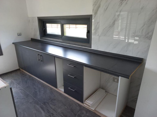 Moderna Y Elegante Casa En Parcela De 5.000 M² En Condominio