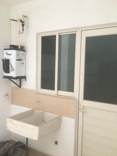 Imagen 2 de 14 de Casa En Venta Nueva Irapuato Vigilancia Las 24 Hrs 24 Hrs