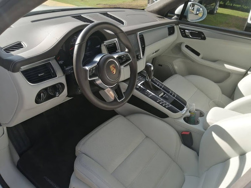 Imagen 12 de 15 de Porsche Macan 2018 5p Macan Turbo V6/3.6/t Aut