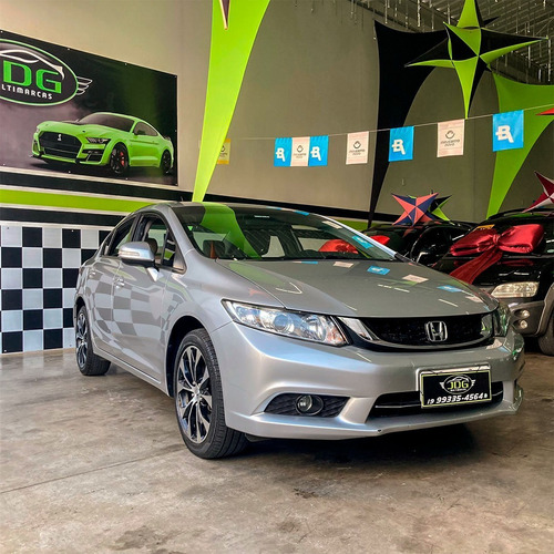 Imagem 3 de 13 de Honda Civic