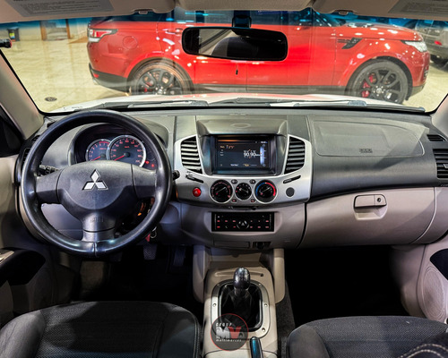 Mitsubishi L200 Triton 2.4 HLS 4X2 CD 16V FLEX 4P MANUAL