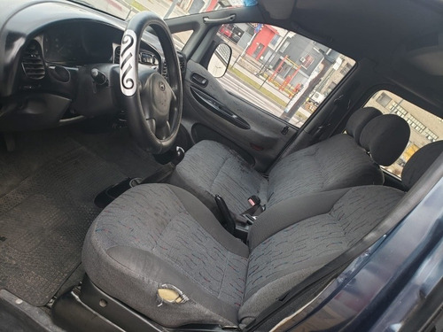Imagen 5 de 12 de Hyundai H1 2.5 12 Pas Minibus Turbo 2000