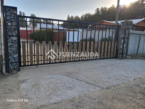 Casa En Venta De 3 Dorm. En El Tabo