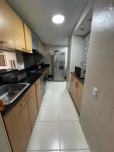 Vive En La Parte Baja De La Loma De Los Bernal, Vendo Apartamento En Exclusiva Unidad Residencial