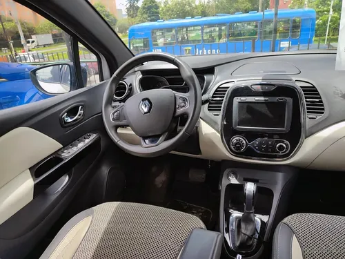 Renault Captur 2.0 Intens Automática