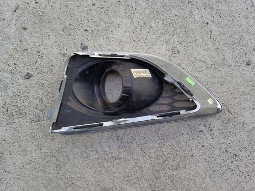 Imagen 2 de 5 de Parrilla Faro Niebla Derecha Ford Fusion Del 2010 Al 2012