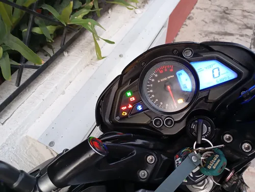 Ns 200 Fi Abs En Ambas Ruedas