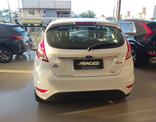 Ford Fiesta 1.6 TITANIUM HATCH 16V FLEX 4P POWERSHIFT