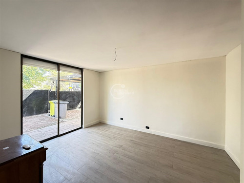 Casa En Arriendo Candelaria Goyenechea 5 Dorm + Servicio