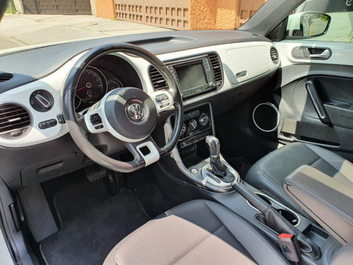 Imagen 13 de 15 de Beetle 2017 Sportline Tip Qc Factura De Agencia Impecable!!