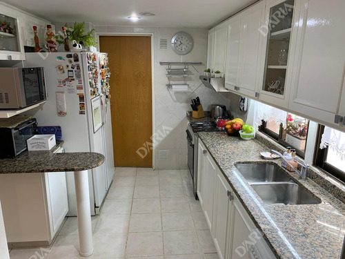 Imagen 7 de 30 de Piso 4 Ambientes, Dependencia De Servicio, Cochera, Pileta, Sum.