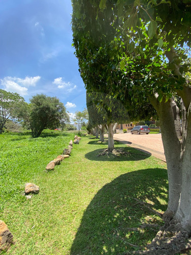 Terreno Residencial En Venta En Fraccionamiento La Herradura