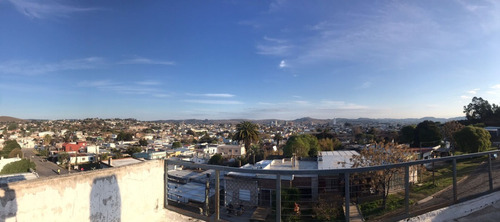 Imagen 13 de 17 de Casa En Planta Alta Con Excelentes Vistas En Minas.