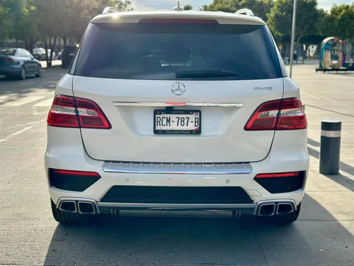 Mercedes-Benz Clase M 5.5l Ml 63 Amg Mt