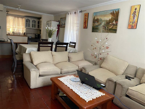 Casa En Venta De 2 Dorm. En Quilicura