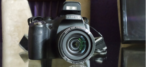 Camera Fujifilm Finepix Sl300