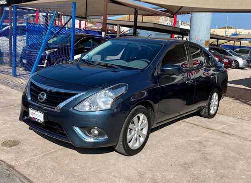 Imagen 4 de 12 de Nissan Versa 2017