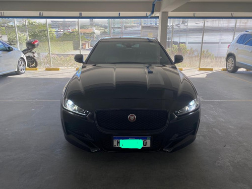 Imagem 1 de 9 de Jaguar Xe R-sport 18/18