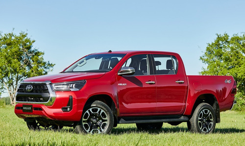 Toyota Hilux 4x2 Srv 2.7 Nafta 2021. Financiación Bancaria!!