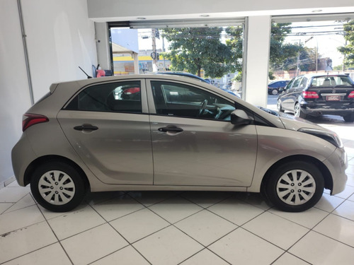 Imagem 11 de 15 de Hyundai Hb20 1.0 Flex Unique 2019 Completo
