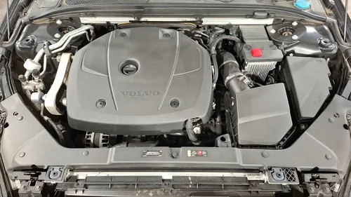 Volvo S60 2.0 T5 MOMENTUM AUTO
