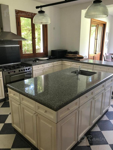 Imagen 30 de 30 de Excelente Casa De 580m² En El Argentino Farm Club De Lujan