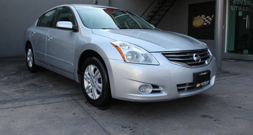 Nissan Altima 2010