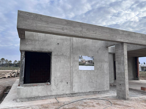 En Venta! Casa En Rio Cuarto Córdoba 1° Calidad - Barrio Patagones -