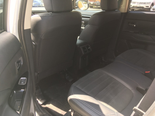 Mitsubishi Outlander Híbrida Phev Se