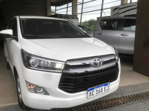 Toyota Innova 2018 2.7 Srv 6at 8a
