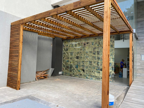 Pergola De Madera Caoba