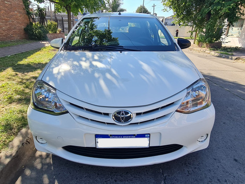 Toyota Etios 1.5 Xs