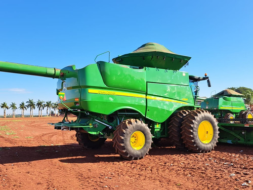 Colheitadeira John Deere S 680 Ano 2012