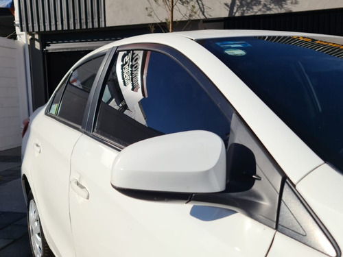 Toyota Yaris Sd Core 2017