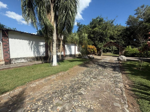 En Venta Rancho Cañero Con Cabeza De Hacienda Ubicado En La Posta Junto A Las Vías Del Tren