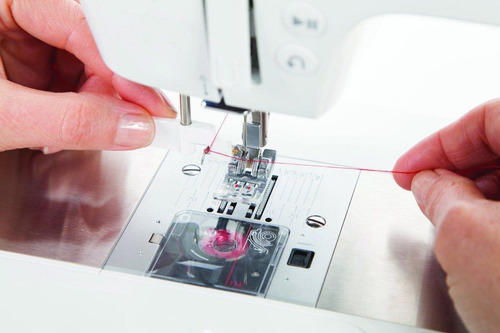 Máquina De Coser Singer C240, Featherweight, Color Blanco
