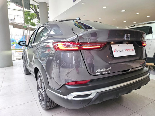 Fiat FASTBACK 1.3 T270 At6