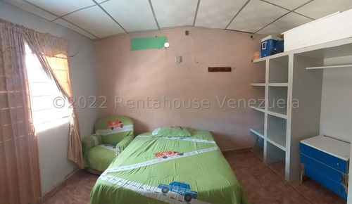 Imagen 6 de 8 de Acogedora Casa En Venta En Intercomunal Coro La Vela 22-25260 04146954944